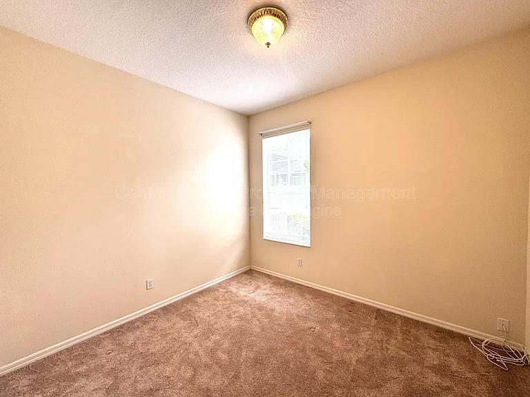 10118 Shortwood Ln — Photo 30