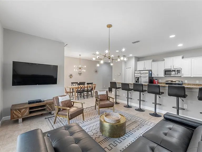 8955 Bismarck Palm Rd — Photo 12