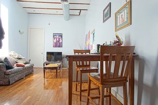 Rented by Lofts and Flats LLC | media 21
