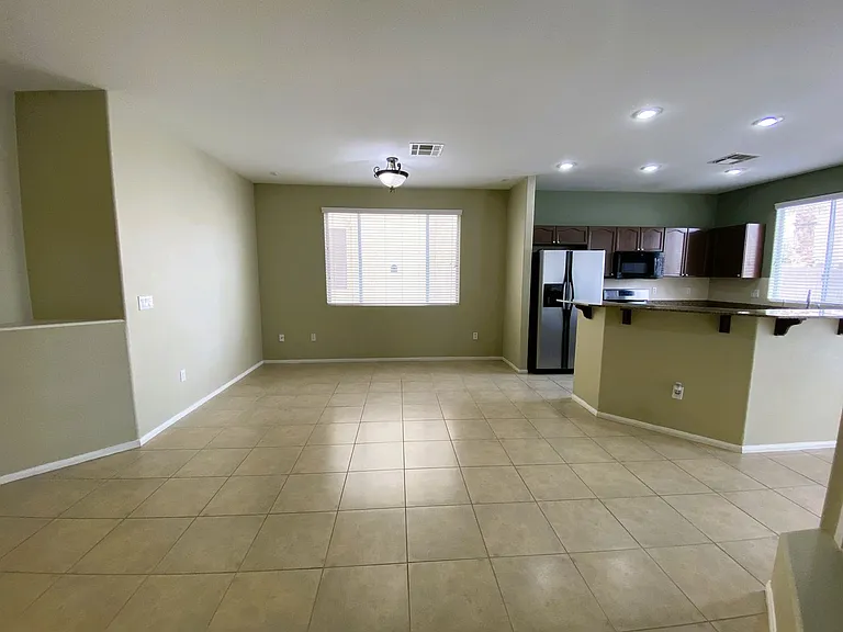 172 Flying Hills Ave — Photo 14