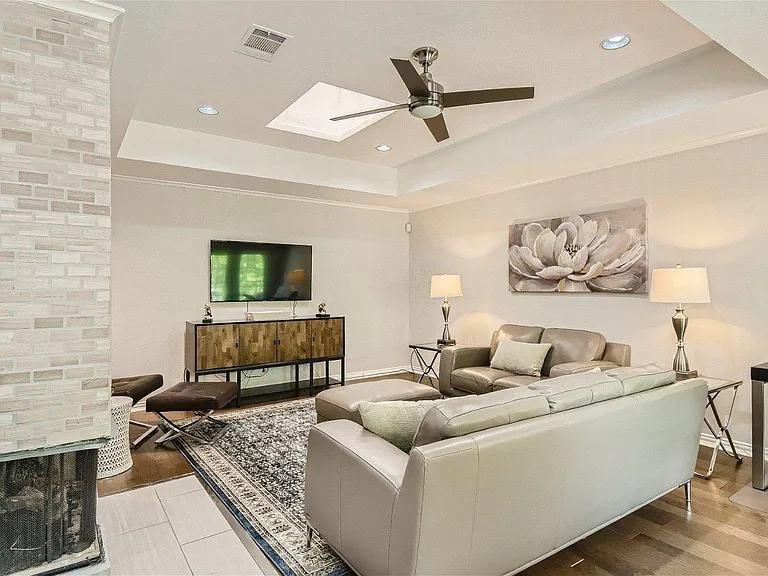 4129 Holland Ave — Photo 15