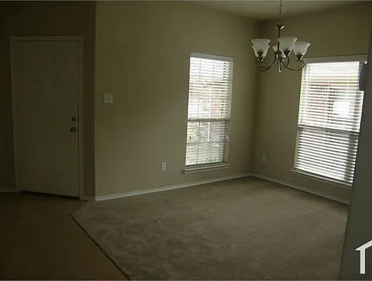2229 Julian Dr — Photo 6