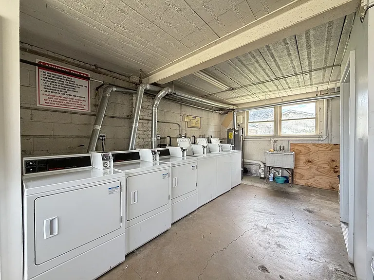 7630 N Milwaukee Ave #A3 — Photo 20