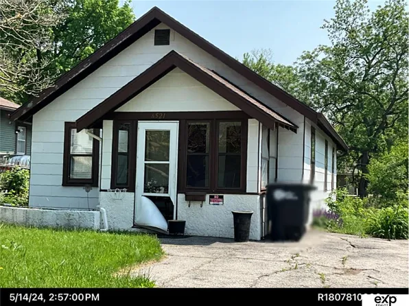 6521 Decatur St, Omaha, NE 68104