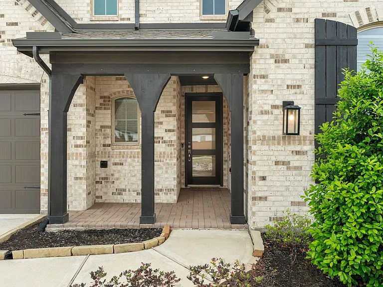 7602 Zinnia Blossom Ln — Photo 3