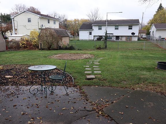 4th image of 1242 Chalet Dr