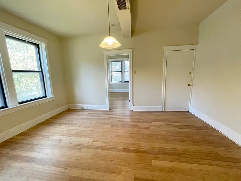 6428 Cates Ave — Photo 9
