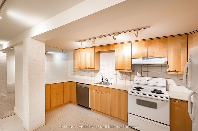 Toronto Townhouse for rent - 2 Bedrooms — photo 6