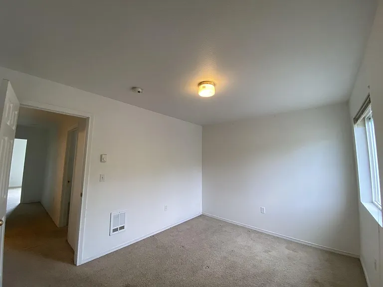 857 N Garfield St — Photo 18