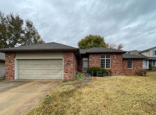 3351 E Swallow St, Springfield, MO 65804