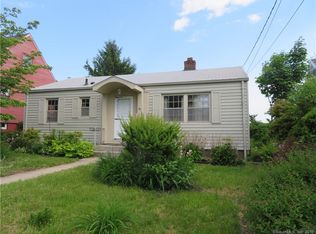 68 Sunset St, New London, CT 06320
