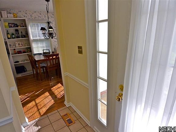 4th image of 1680 Cortland Ln #15-9