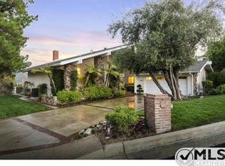 18818 Edleen Dr, Tarzana, CA 91356