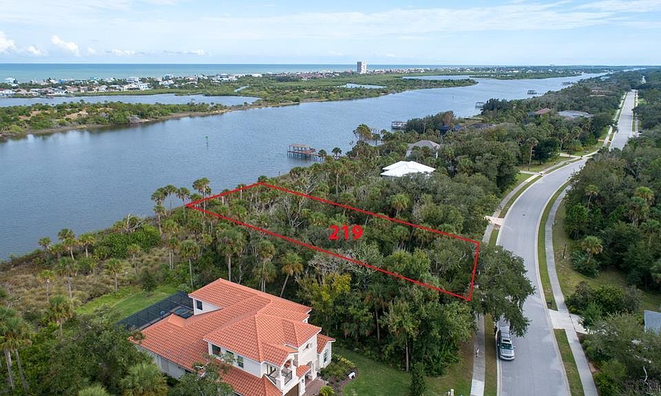 1st image of 219 S Riverwalk Dr