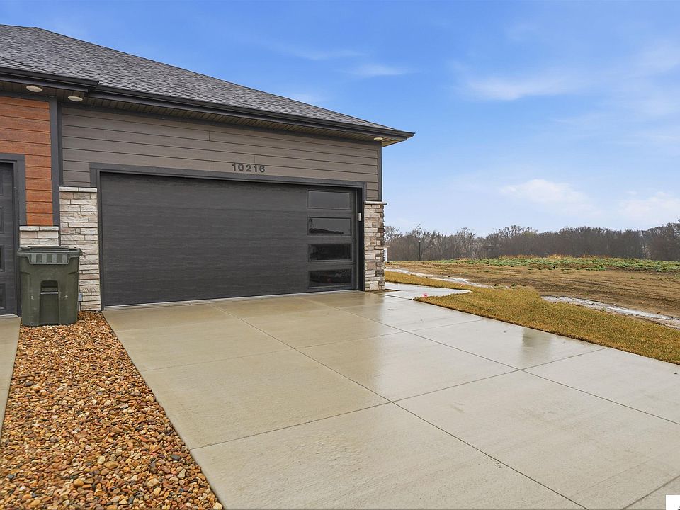 1st image of 10200 Hascall Cir
