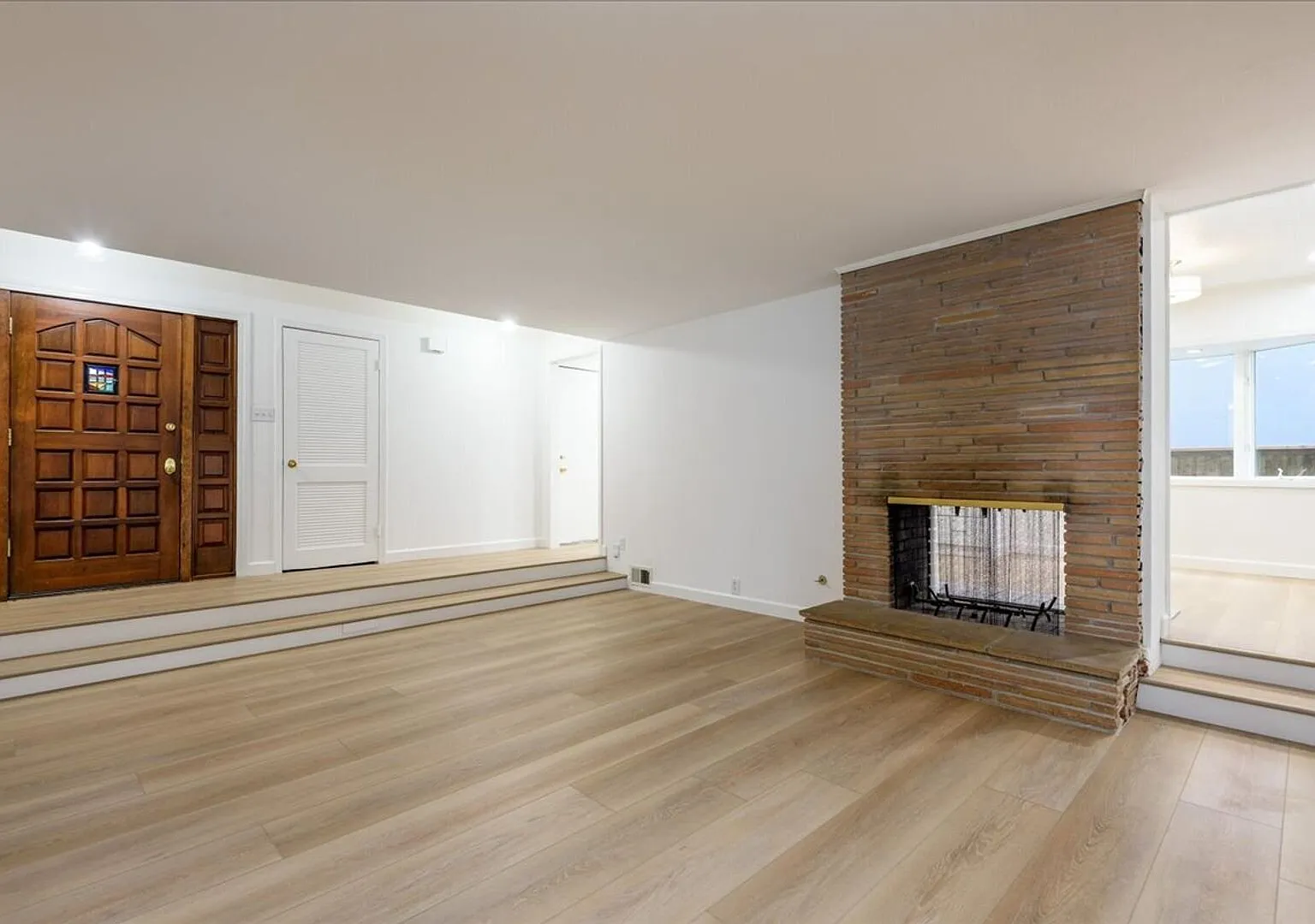 Charming 2/1.5 Bath Ranch home in desirable North Fair Oaks, Menlo Park neighborhood — Photo 2
