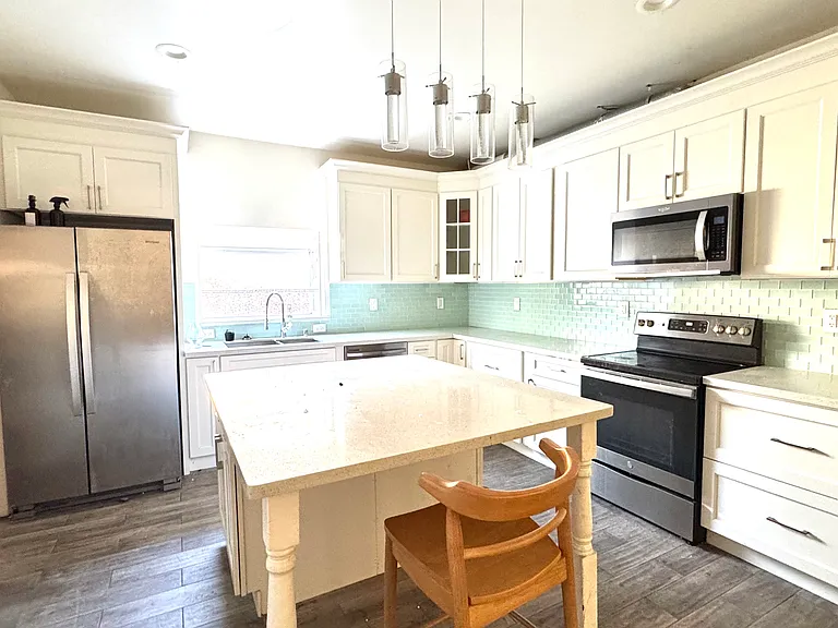1169 Fairford Way — Photo 10