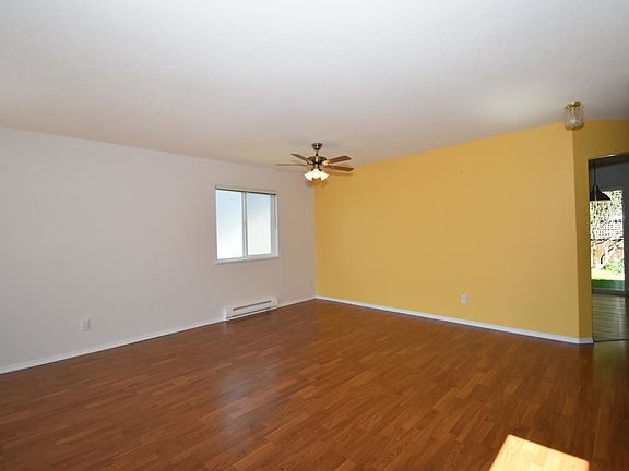 5th image of 535 Shaw Rd #22