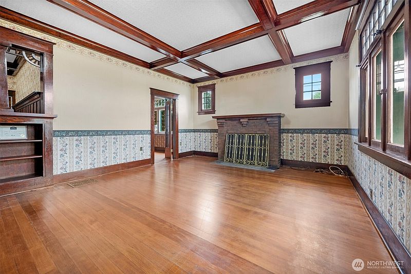 5th image of 1502 Rainier Avenue