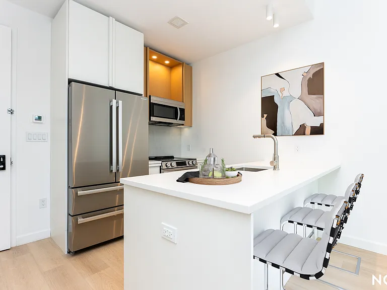 26-04 Jackson Ave #4C — Photo 3