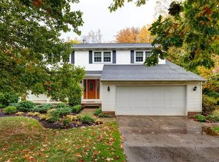 9533 Catalpa Cir, Mentor, OH