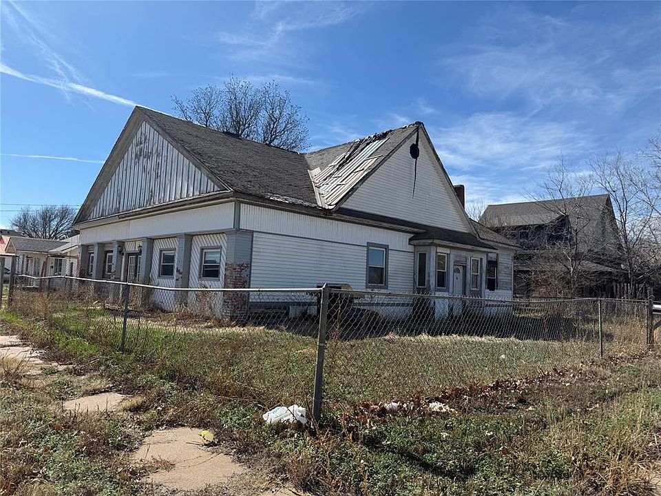 1st image of 502 W Jefferson St