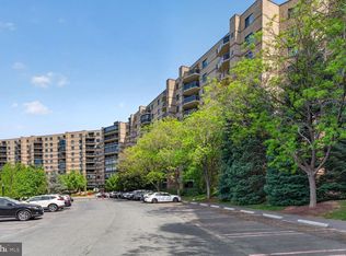 8340 Greensboro Dr APT 425, Mc Lean, VA 22102