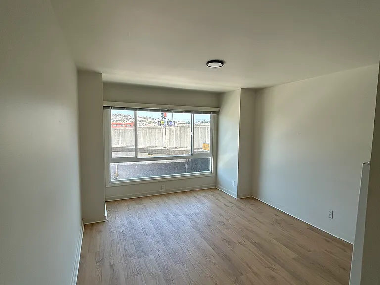 3001 San Bruno Ave #1 — Photo 5