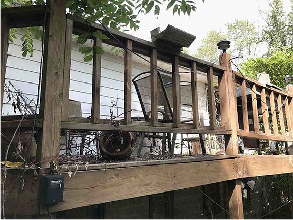 2nd image of 2041 Stanton Hill Rd