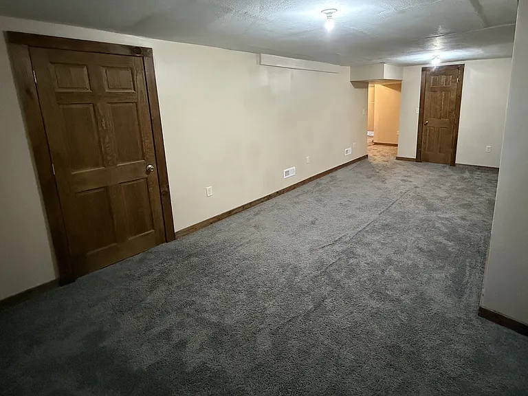 736 Summer St — Photo 11
