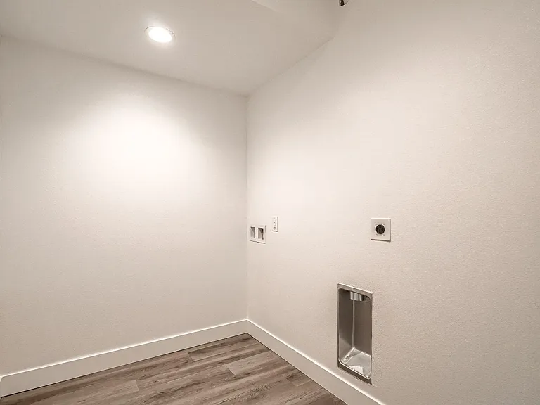 3434 N Garfield St — Photo 23