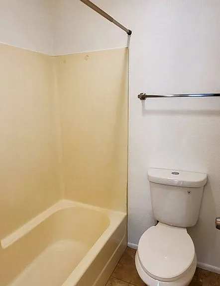 2117 W Missouri Ave — Photo 18