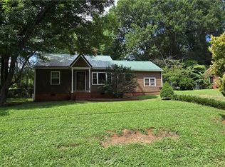 3420 Valley Rd, Winston Salem, NC 27106