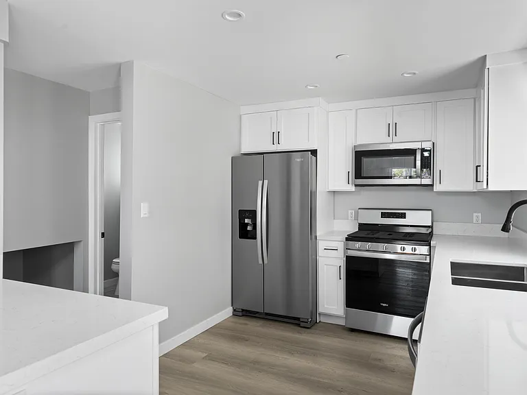 11344 Hatteras St #G12 — Photo 23