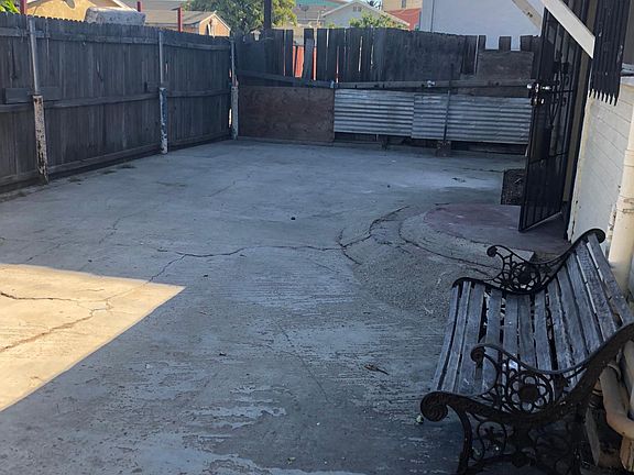 4th image of 1356 Gundry Ave