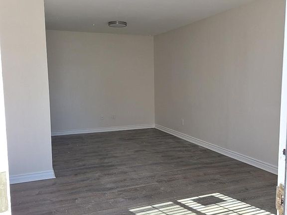4th image of 3017 46th St #3017