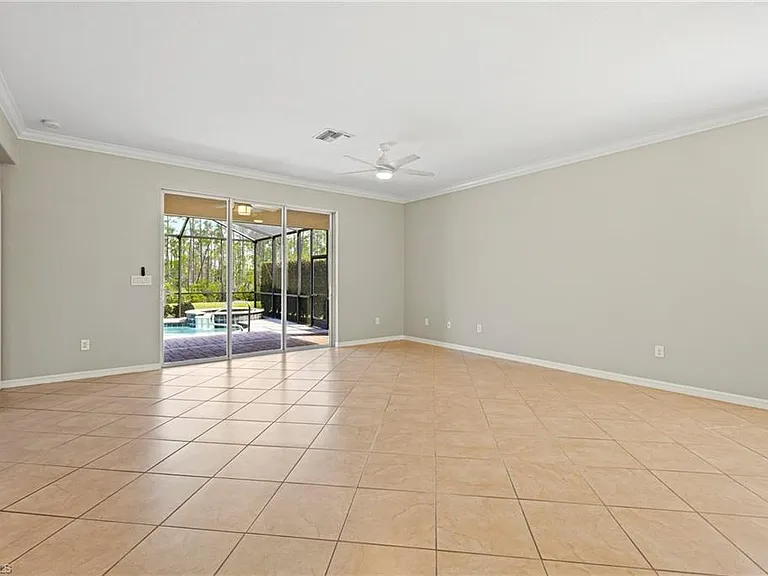 13566 Messino Ct — Photo 4