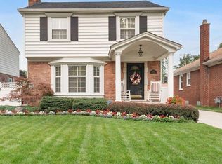 6740 Shenandoah Ave, Allen Park, MI 48101