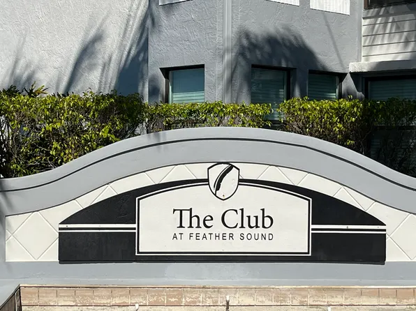 1986 Pelican Landing Blvd, Clearwater, FL