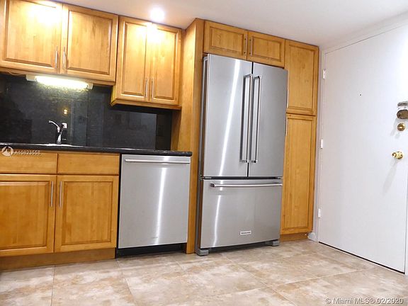 5th image of 1351 NE Miami Gardens Dr APT 722E
