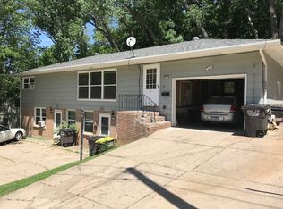618 E Main St APT 1, Mankato, MN 56001