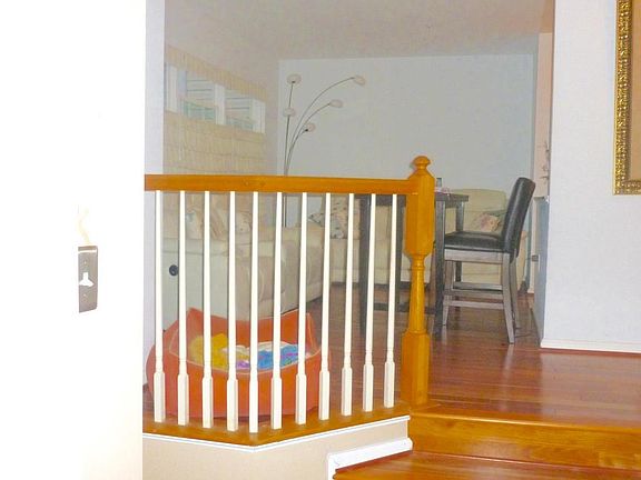 3rd image of 16201 Presidio Way