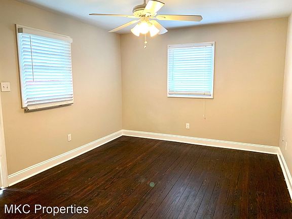 3rd image of 724 Louisa St Unit 26