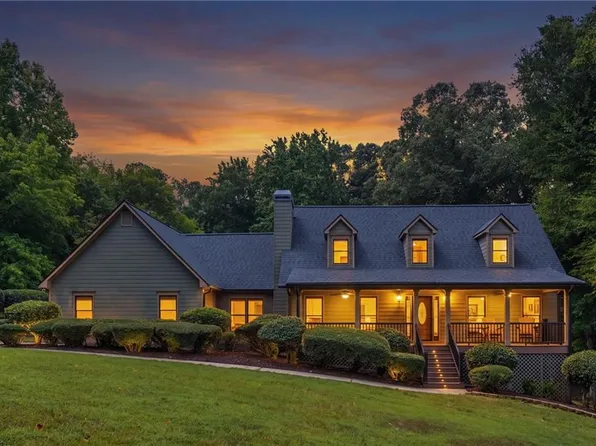 2013 Hendon Rd, Woodstock, GA 30188