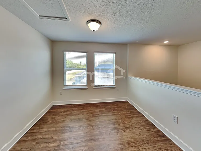 343 Pine Terrace Dr — Photo 11