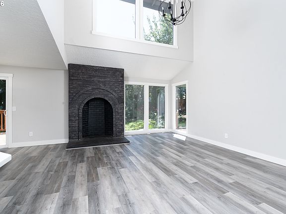 5th image of 4010 SW 13th Ct