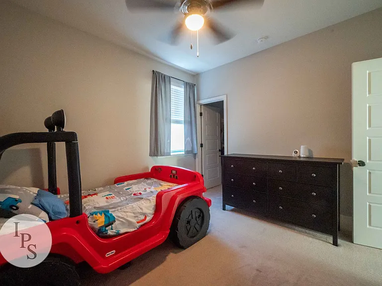 4299 Vineyard Dr — Photo 27