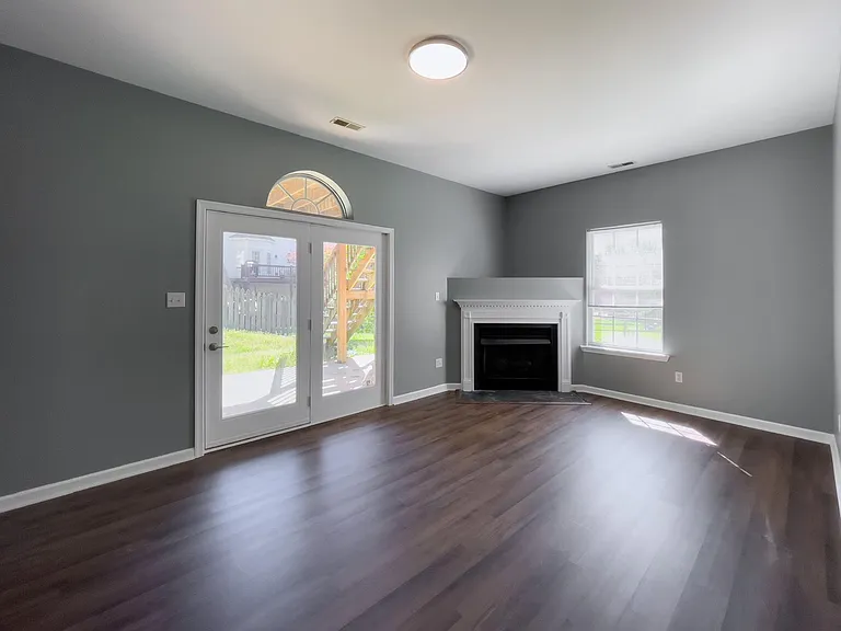 2230 Hummingbird Ln — Photo 9
