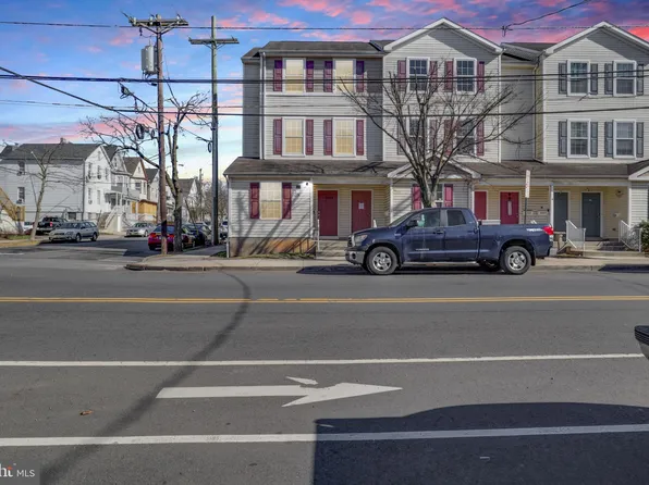 128 Remsen Ave, New Brunswick, NJ 08901