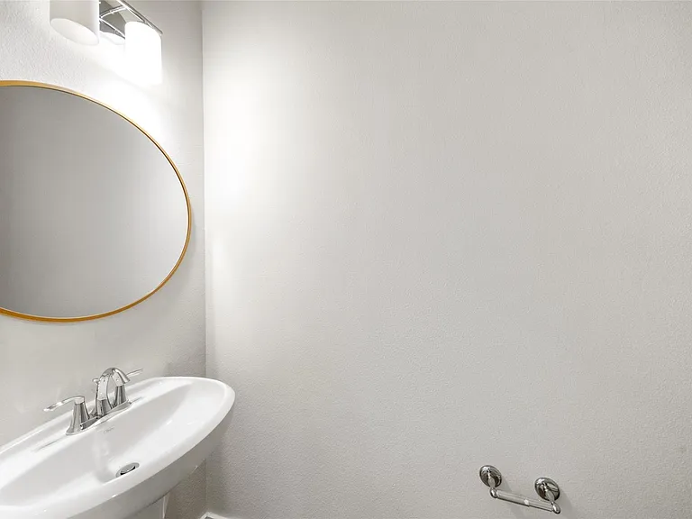 2616 Riverside Dr #M — Photo 19